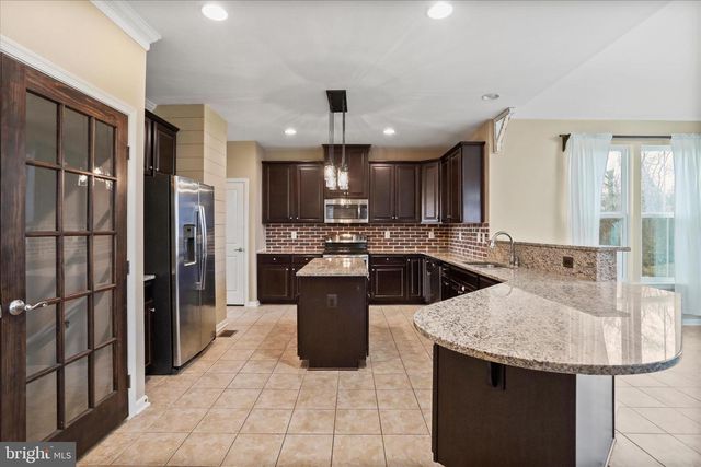 70 TROUT RIVER TER, Falling Waters, WV 25419