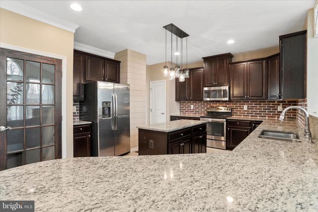 70 TROUT RIVER TER, Falling Waters, WV 25419