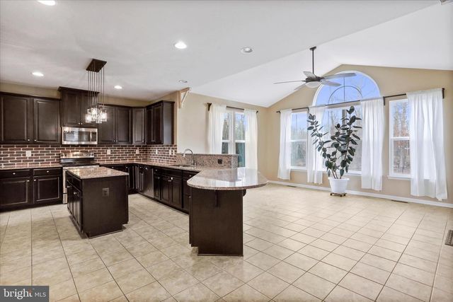 70 TROUT RIVER TER, Falling Waters, WV 25419