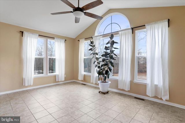 70 TROUT RIVER TER, Falling Waters, WV 25419