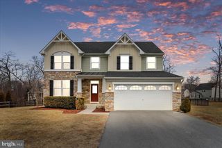 70 TROUT RIVER TER, Falling Waters, WV 25419