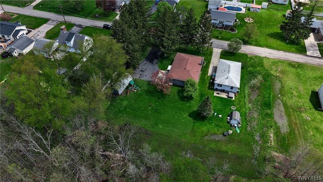 44 Park Avenue, Cheektowaga, NY 14043