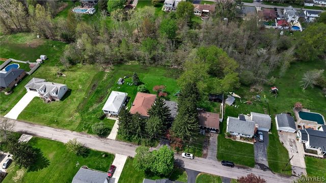 44 Park Avenue, Cheektowaga, NY 14043