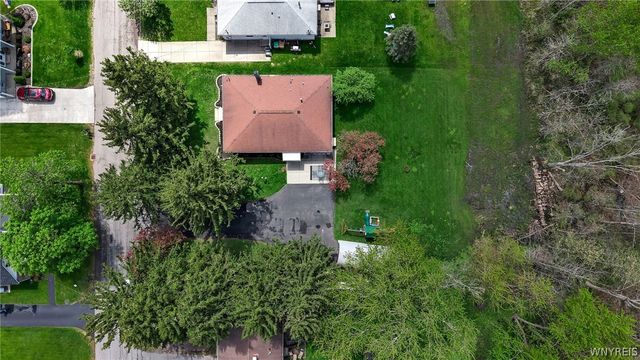 44 Park Avenue, Cheektowaga, NY 14043
