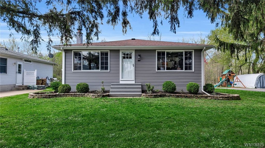 44 Park Avenue, Cheektowaga, NY 14043