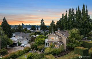3021 W Mercer Way, Mercer Island, WA 98040