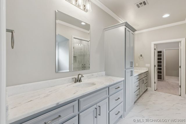 668 E 148th Place S, Glenpool, OK 74033