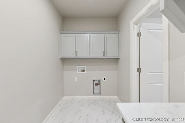 668 E 148th Place S, Glenpool, OK 74033