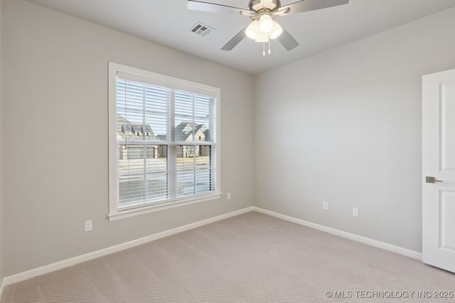 668 E 148th Place S, Glenpool, OK 74033