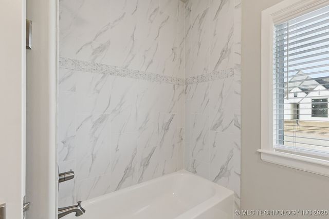 668 E 148th Place S, Glenpool, OK 74033