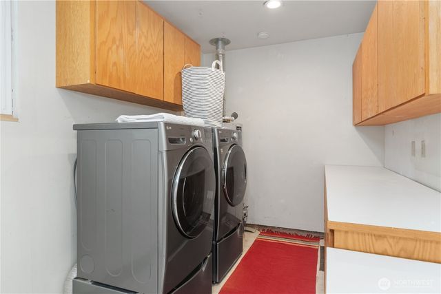 21 Glen Avenue, Chimacum, WA 98325