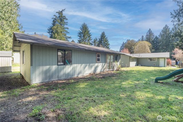 21 Glen Avenue, Chimacum, WA 98325