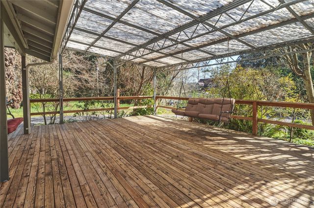 21 Glen Avenue, Chimacum, WA 98325