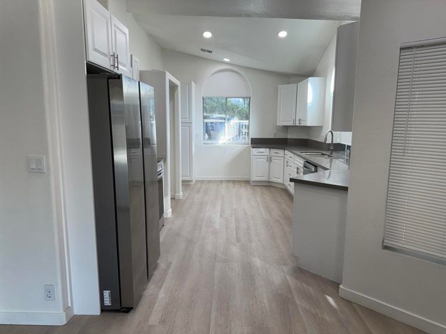 35453 Canteen, Thousand Palms, CA 92276