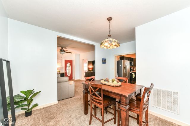 631 S 11th Street, Noblesville, IN 46060