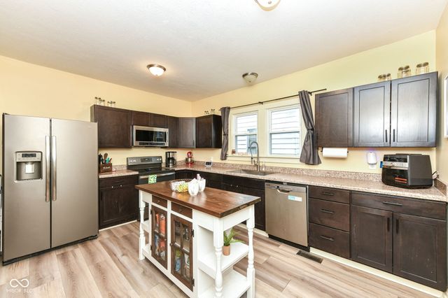 631 S 11th Street, Noblesville, IN 46060