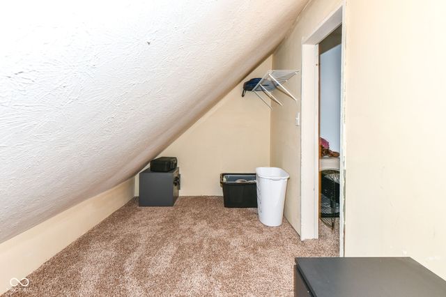 631 S 11th Street, Noblesville, IN 46060