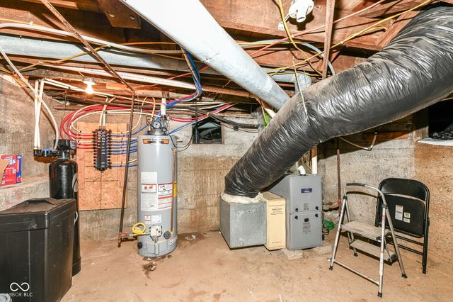 631 S 11th Street, Noblesville, IN 46060