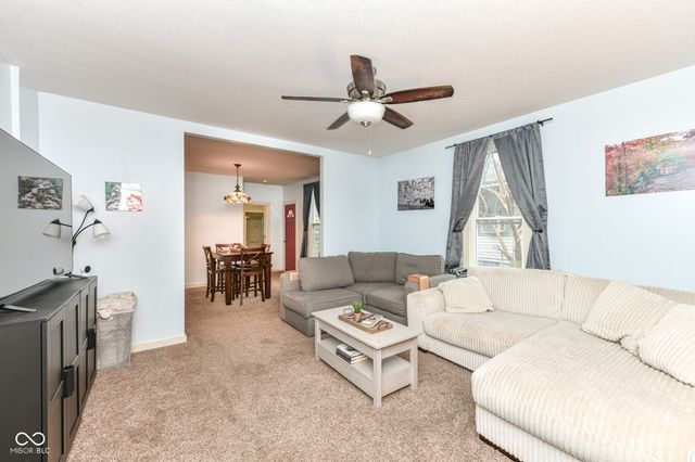 631 S 11th Street, Noblesville, IN 46060