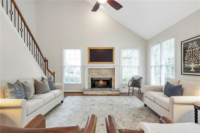570 Fawn Run, Alpharetta, GA 30005