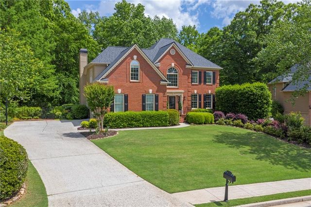 570 Fawn Run, Alpharetta, GA 30005