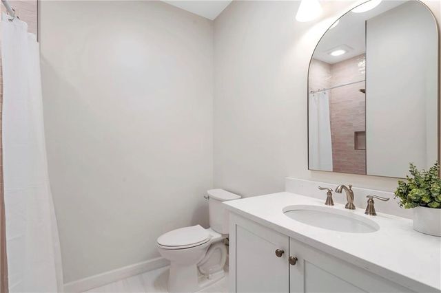 570 Fawn Run, Alpharetta, GA 30005