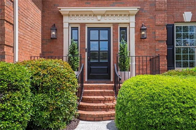 570 Fawn Run, Alpharetta, GA 30005