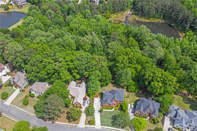 570 Fawn Run, Alpharetta, GA 30005