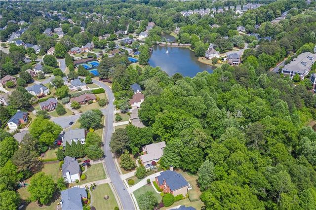 570 Fawn Run, Alpharetta, GA 30005