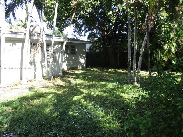 9750 Dominican Dr, Cutler Bay, FL 33189