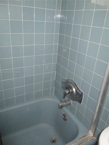 9750 Dominican Dr, Cutler Bay, FL 33189