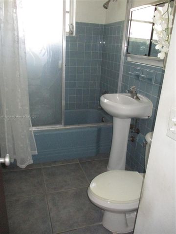 9750 Dominican Dr, Cutler Bay, FL 33189