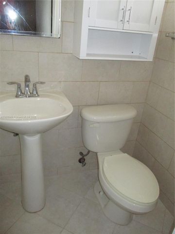 9750 Dominican Dr, Cutler Bay, FL 33189