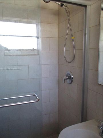 9750 Dominican Dr, Cutler Bay, FL 33189