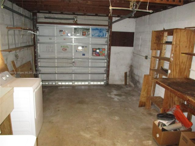 9750 Dominican Dr, Cutler Bay, FL 33189