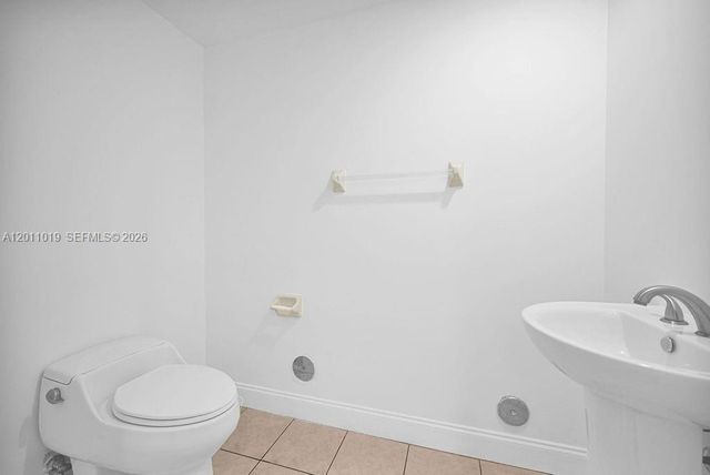 15051 Royal Oaks Lane 1605, North Miami, FL 33181