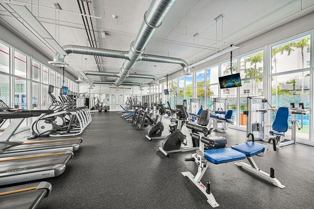 15051 Royal Oaks Lane 1605, North Miami, FL 33181
