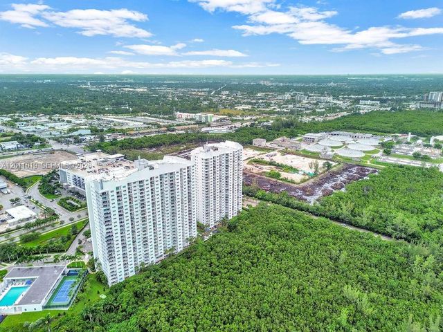 15051 Royal Oaks Lane 1605, North Miami, FL 33181