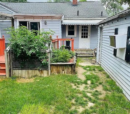 326 Burroughs Avenue, Flint, MI 48507