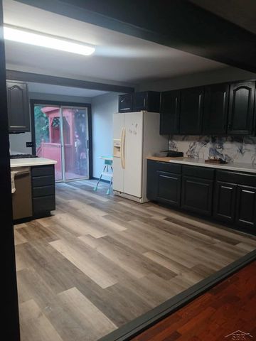 326 Burroughs Avenue, Flint, MI 48507