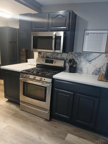 326 Burroughs Avenue, Flint, MI 48507