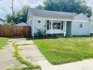 326 Burroughs Avenue, Flint, MI 48507