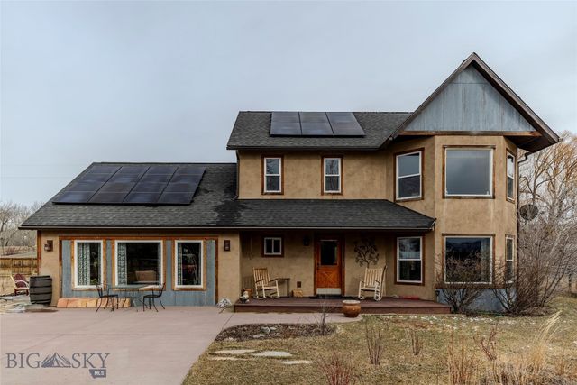 402 2nd Avenue N, Clyde Park, MT 59018