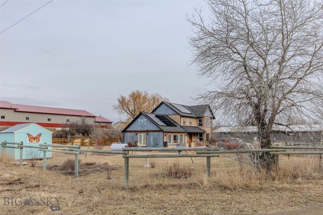 402 2nd Avenue N, Clyde Park, MT 59018