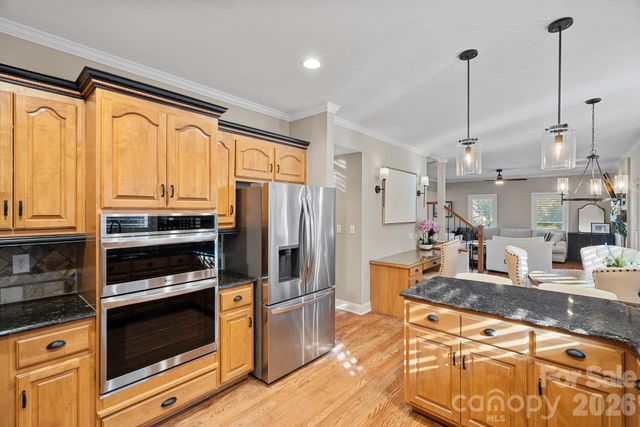 154 Pin Oak Lane, Mooresville, NC 28117