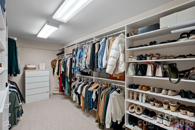 154 Pin Oak Lane, Mooresville, NC 28117