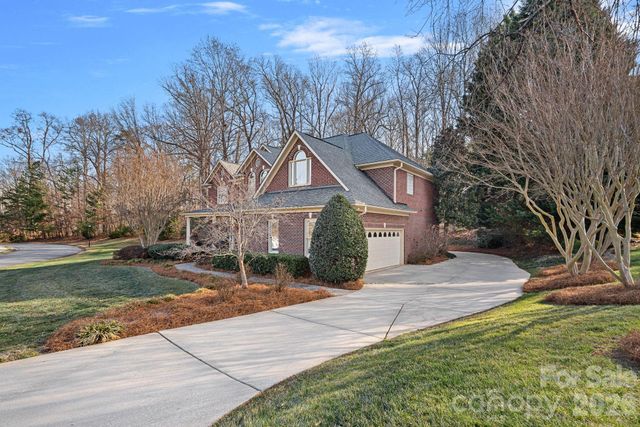 154 Pin Oak Lane, Mooresville, NC 28117