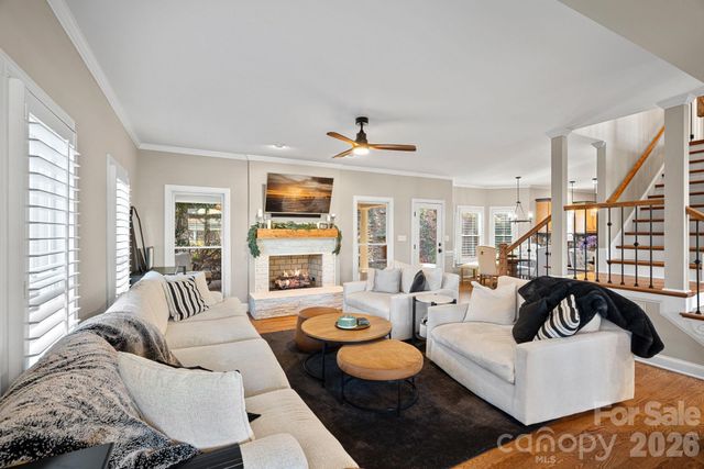 154 Pin Oak Lane, Mooresville, NC 28117