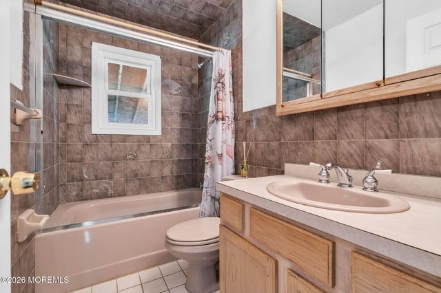 44 Lake Drive, Howell, NJ 07731
