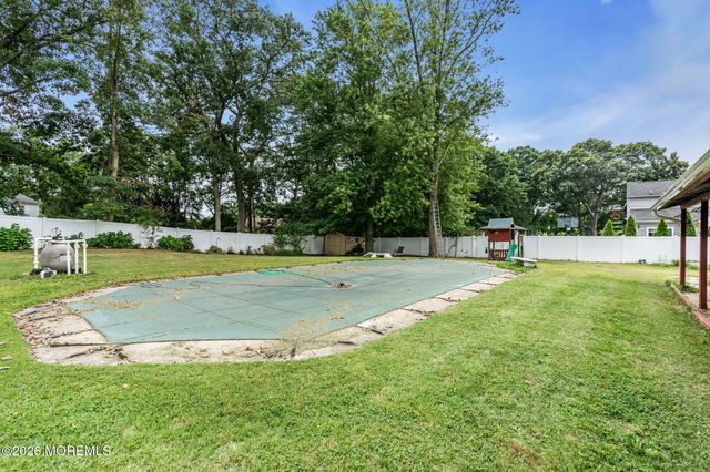 44 Lake Drive, Howell, NJ 07731
